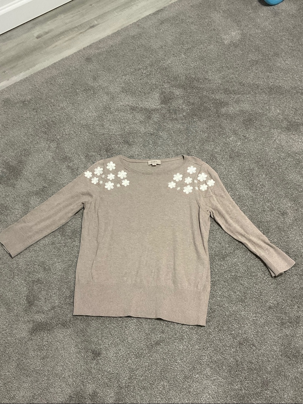 Floral Shoulder Appliqué Knit Sweater - Taupe